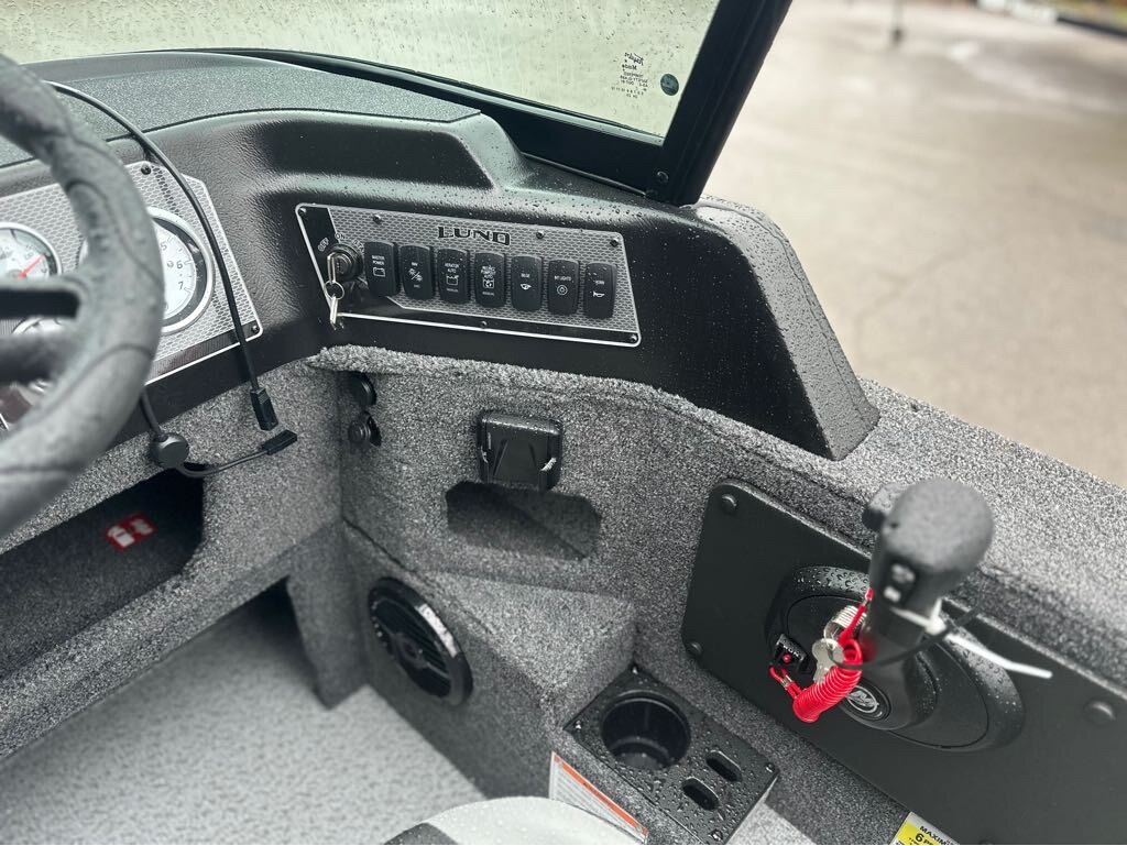 2025 Lund Impact XS 1875 Mercury 150HP Pro XS