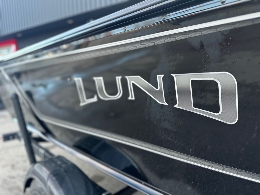 2025 Lund Impact XS 1875 Mercury 150HP Pro XS