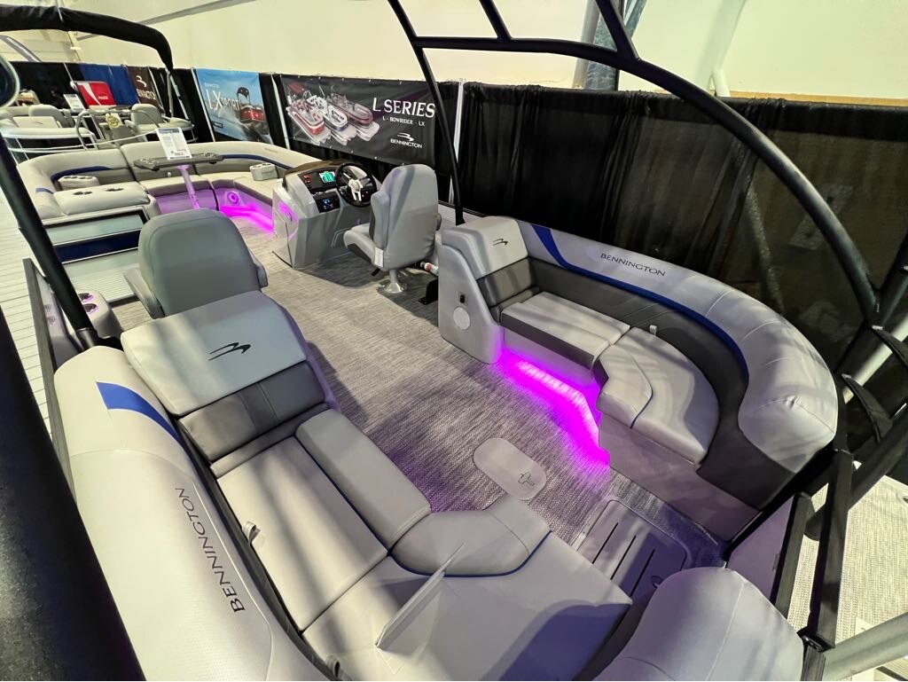 2023 Bennington 25 SXSRTD Top Deck Waterslide 175HP Yamaha VMAX SHO