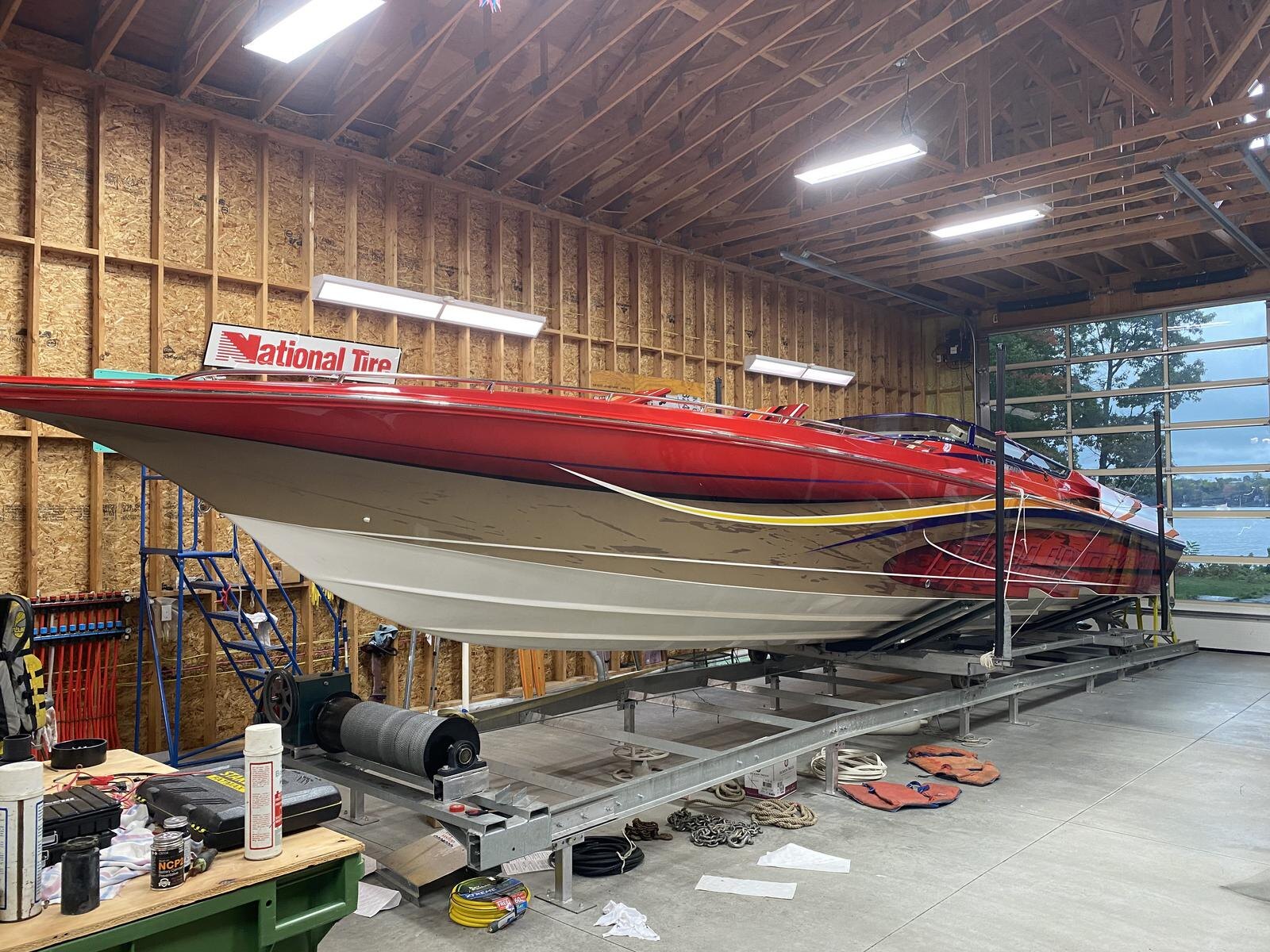 2008 Fountain 42 Lightning