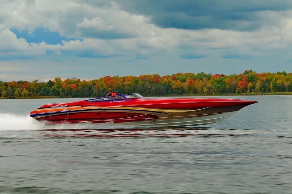 2008 Fountain 42 Lightning