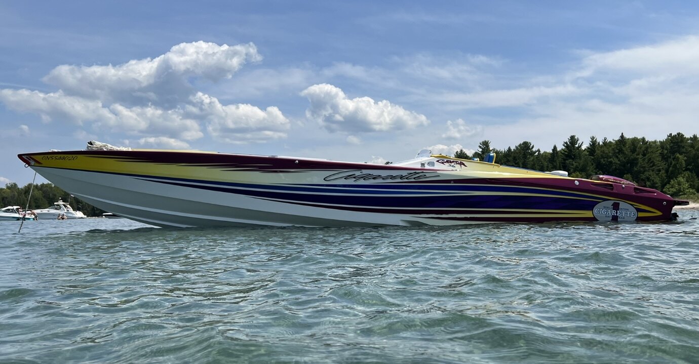 2004 Cigarette Offshore 36 Gladiator