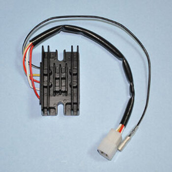 REGULATOR/RECTIFIER SUZUKI GSXR600/750/1000.