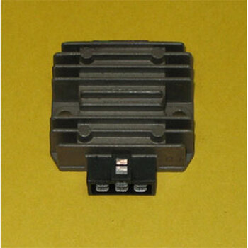 REGULATOR/RECTIFIER SUZUKI GSXR600/750/1000.