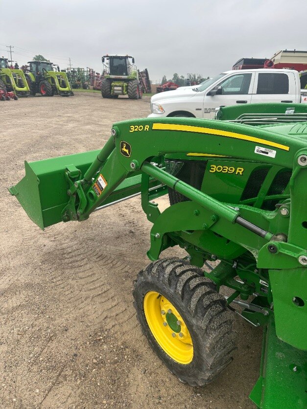 2024 JOHN DEERE 3039R