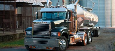 Mack Pinnacle™ Rawhide™ Edition Full Service Lease Available