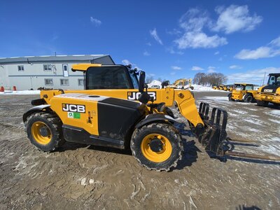2020 JCB 525-60AG+ Telehandler, 5500lbs Capacity, 20' Lift, Cab A/C, Smooth Ride, Reverse Fan