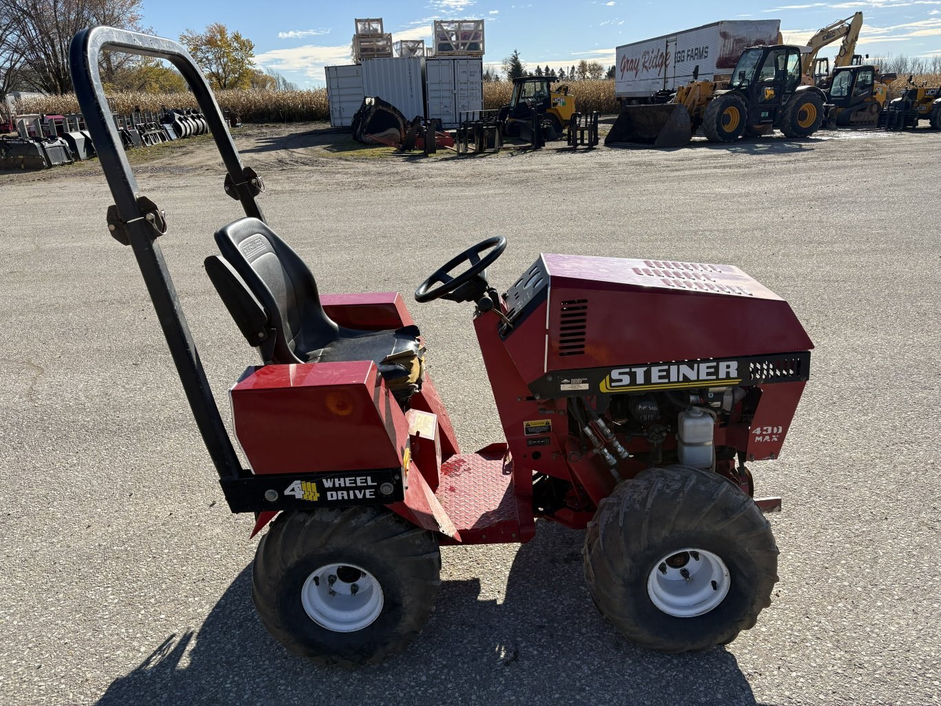 Steiner 430 Tractor, Kubota Diesel, 1800hrs