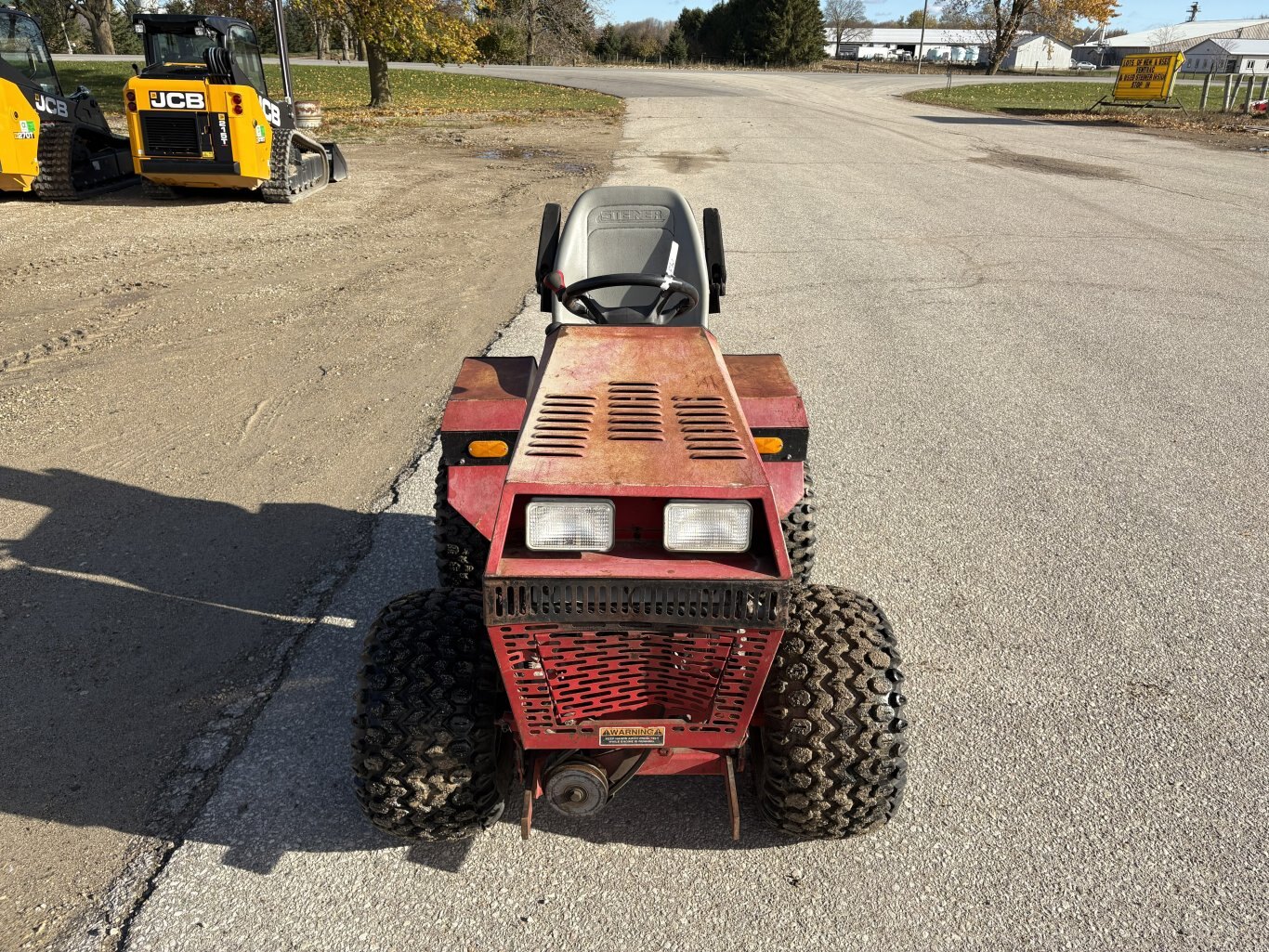 Steiner 430 Tractor, Kohler Gas, New Engine 211hrs