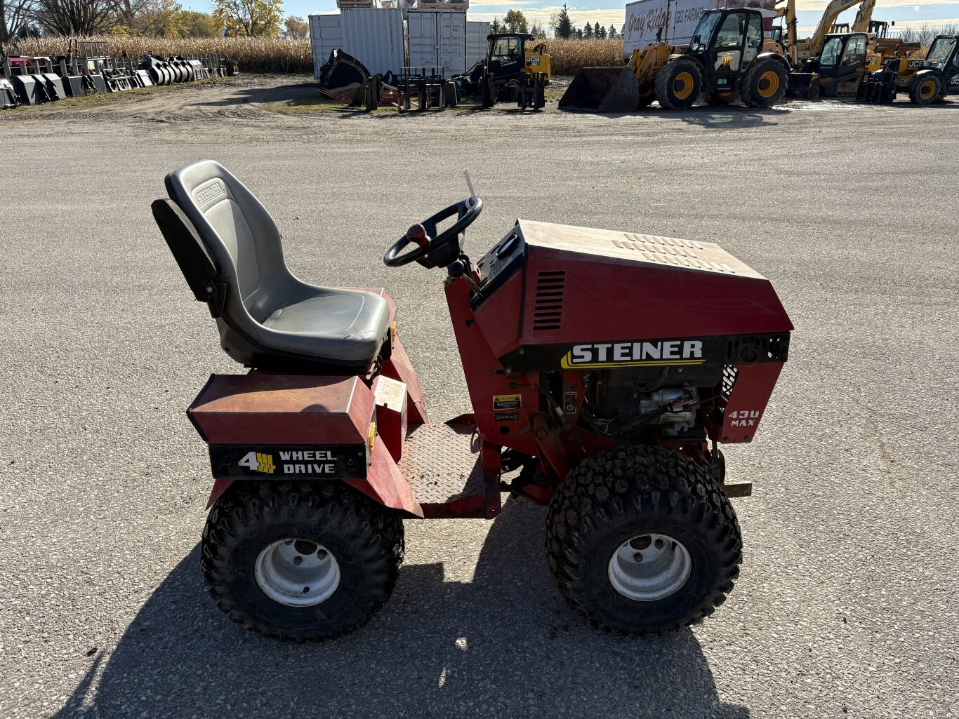 Steiner 430 Tractor, Kohler Gas, New Engine 211hrs