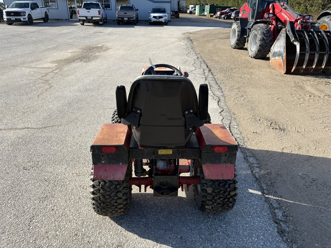 Steiner 430 Tractor, Kohler Gas, New Engine 211hrs