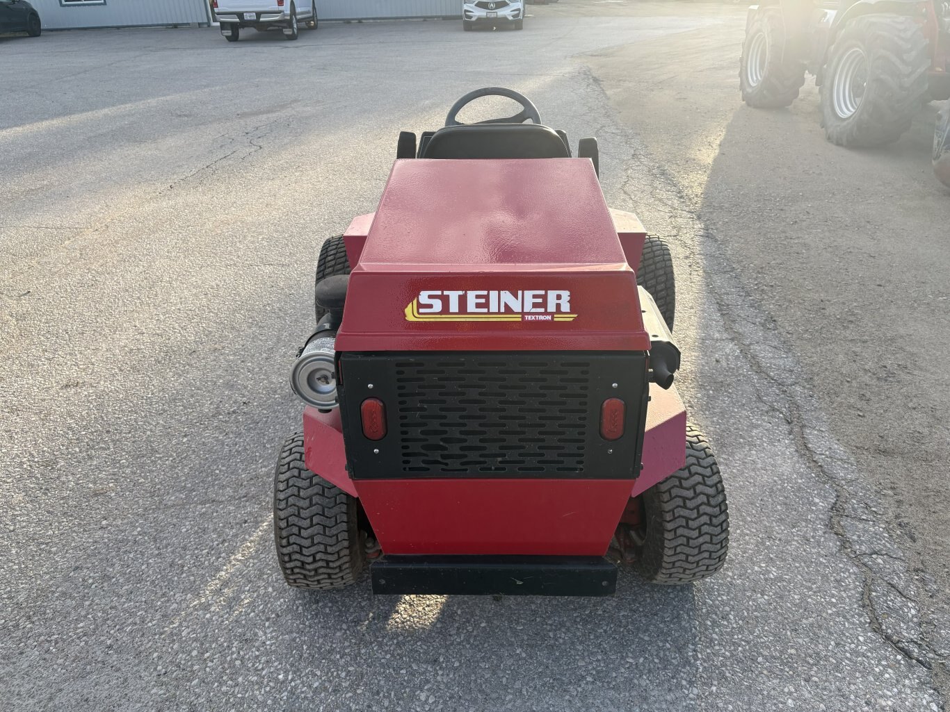 Steiner 230 Tractor, Kubota Diesel, 1750hrs
