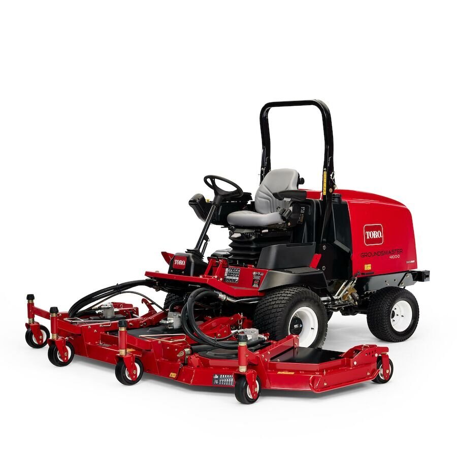 Toro Groundsmaster® 4100 D with ROPS