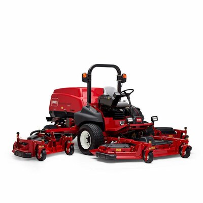 Toro Groundsmaster® 5900 with ROPS