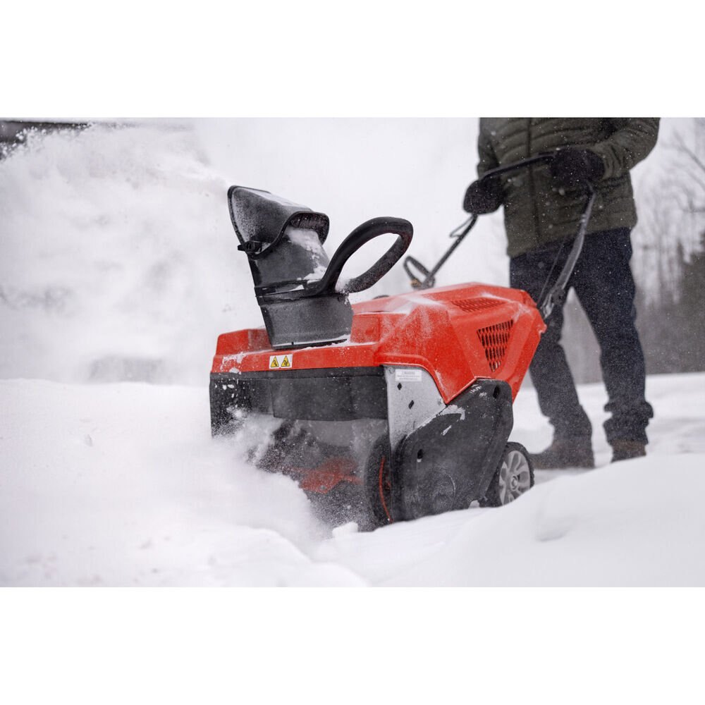 Troy Bilt Squall™ 123R Snow Blower 31A 2M5GB66
