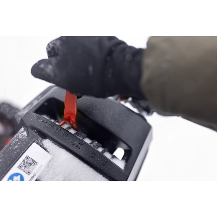 Troy Bilt Storm™ 2420 Snow Blower 31AS6KN2B23