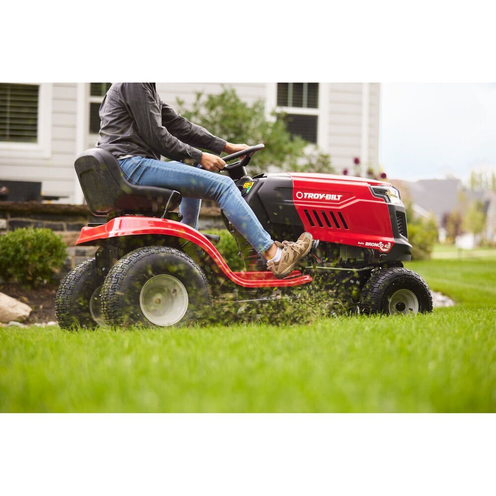 Troy Bilt Bronco™ 42 Riding Lawn Mower 13A878BSA23