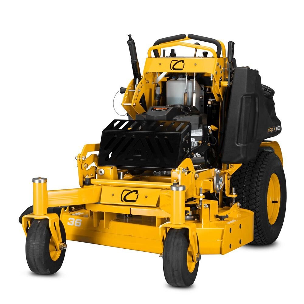 Cub Cadet PRO X 636