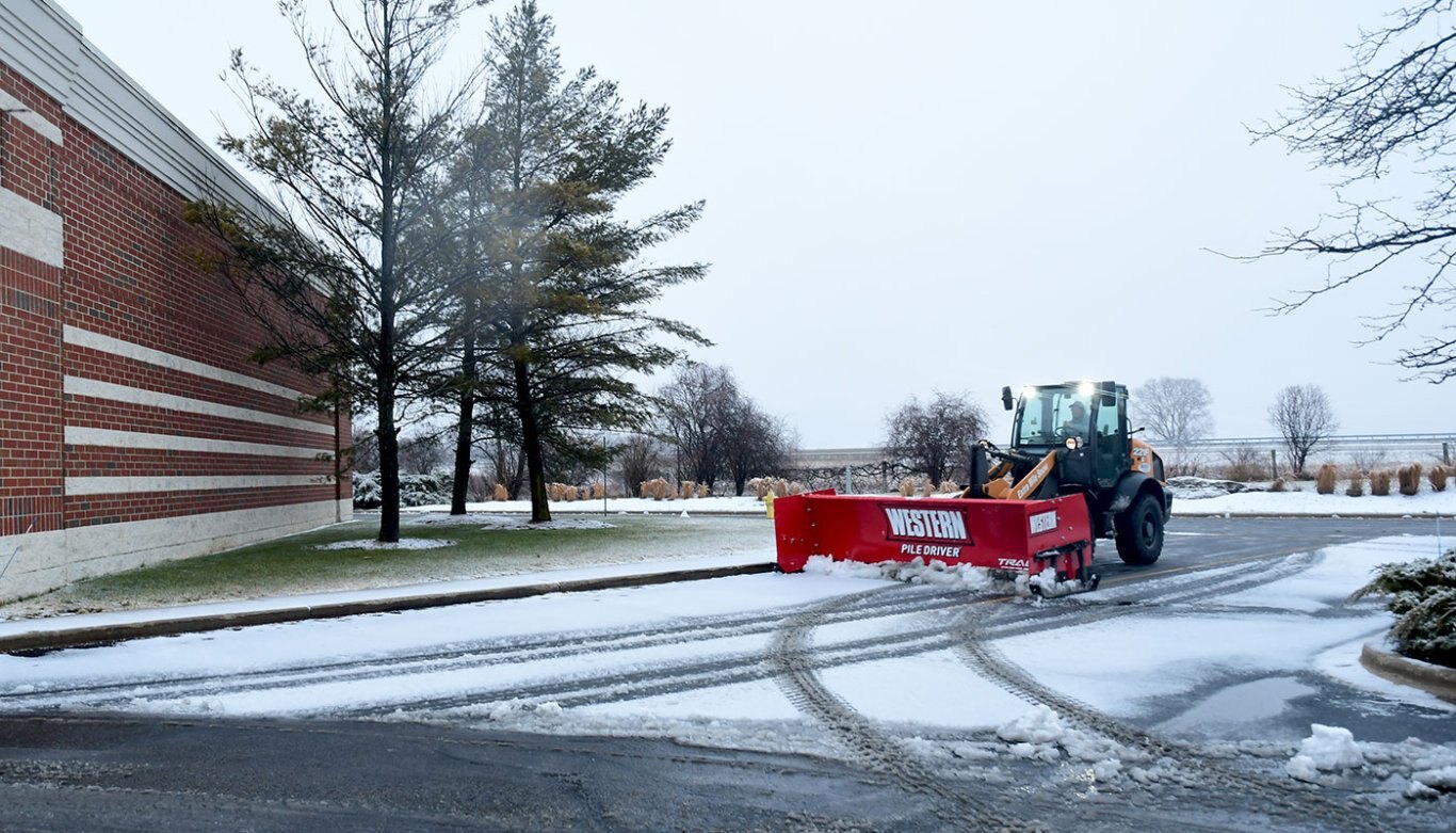 Westernplow PILE DRIVER™ TRACE™ Edge Technology 10' x 30