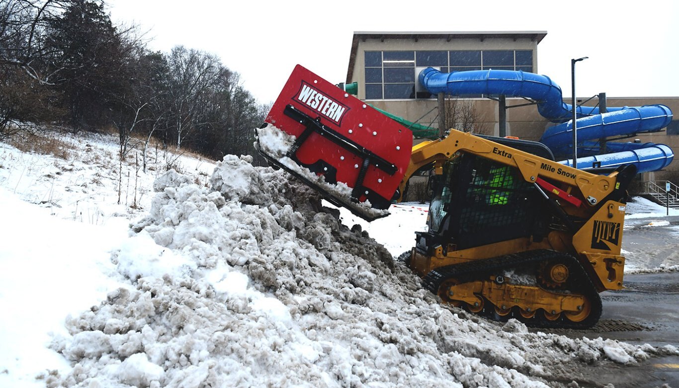 Westernplow PILE DRIVER™ TRACE™ Edge Technology 10' x 30