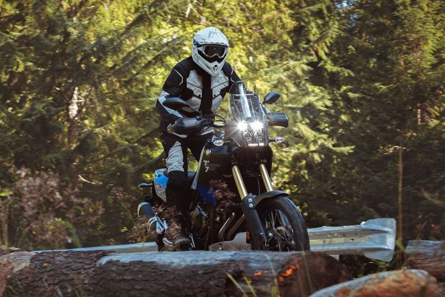 Which Motorcycle Should You Buy: Honda or Yamaha?
