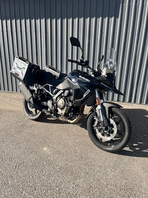 2025 Suzuki V Strom 800DE Adventure Glass Sparkle Black