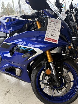 2025 Yamaha YZF R7 Team Yamaha Blue