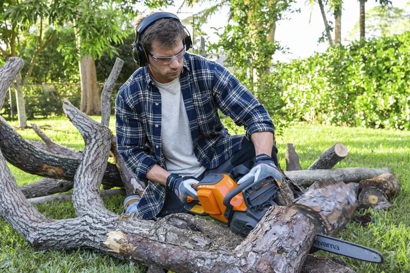 HUSQVARNA Power Axe 350i without battery charger