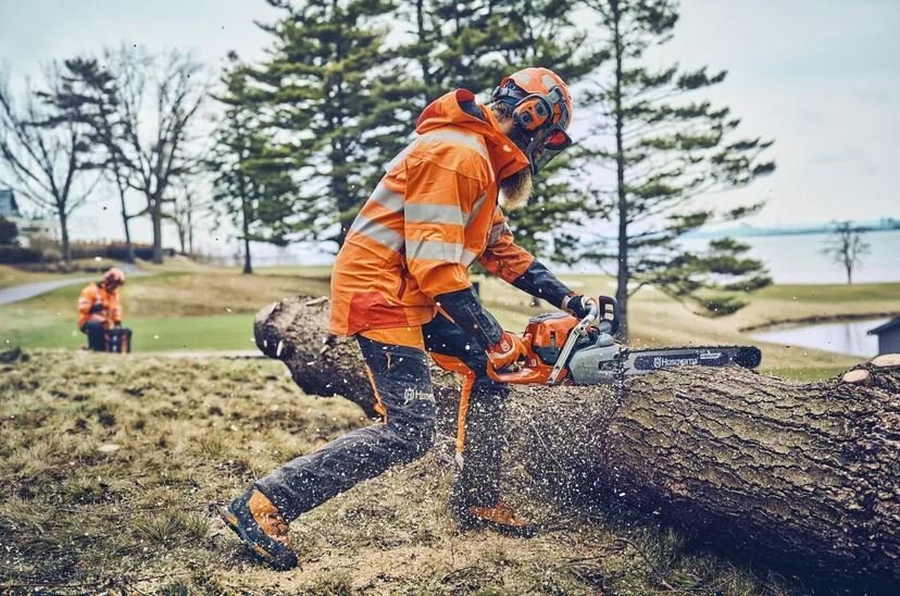 HUSQVARNA 562 XP® Mark II 20 RSN C85 SKU: 970 69 67 70