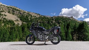 2026 Yamaha Tracer 9 Raven
