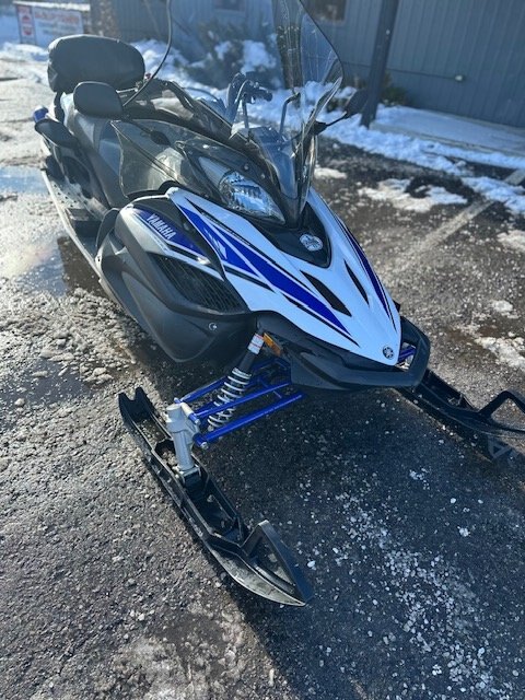 2021 Yamaha RS VENTURE TF LAST JAPANESE BUILT SNOWMOBILE ONLY 4973 KMS