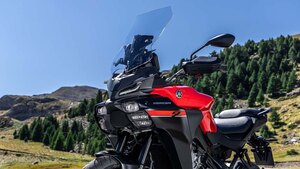 2026 Yamaha Tracer 9 Y AMT Redline