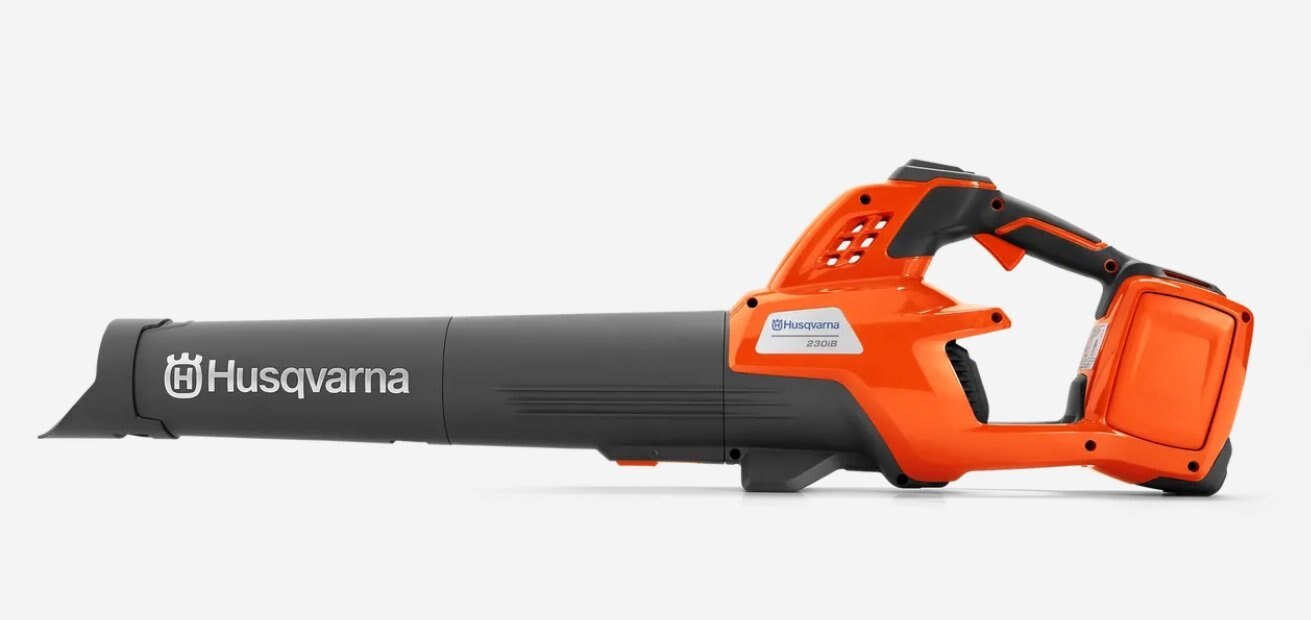 HUSQVARNA 230iB (battery and charger included)