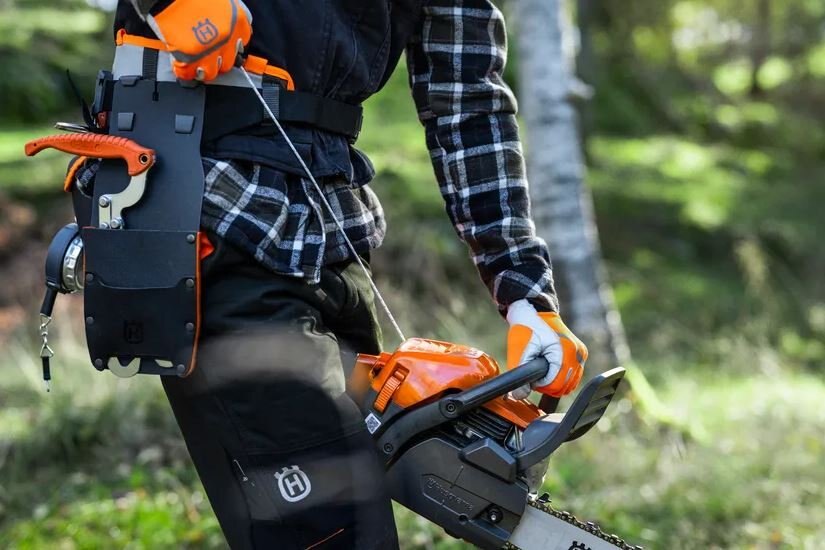 HUSQVARNA 445S 18 .325, X Cut, .050 ga., SN, UA, single pack CFTBx SKU: 970 70 90 38