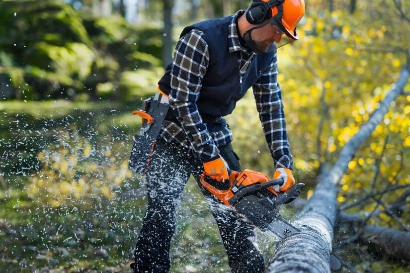 HUSQVARNA 445S 18 .325, X Cut, .050 ga., SN, UA, single pack CFTBx SKU: 970 70 90 38