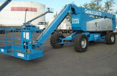 GENIE Z135/70