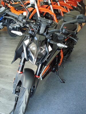 2026 KTM 390 Duke