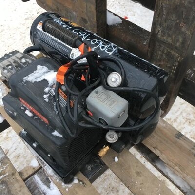 AM1-HE02-05M 4 CFM Air Compressor