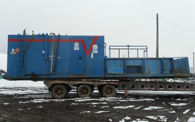 10' x 37' Diesel Fuel Utility Room/Junk Box Oilfield Skid Shack - Good condition