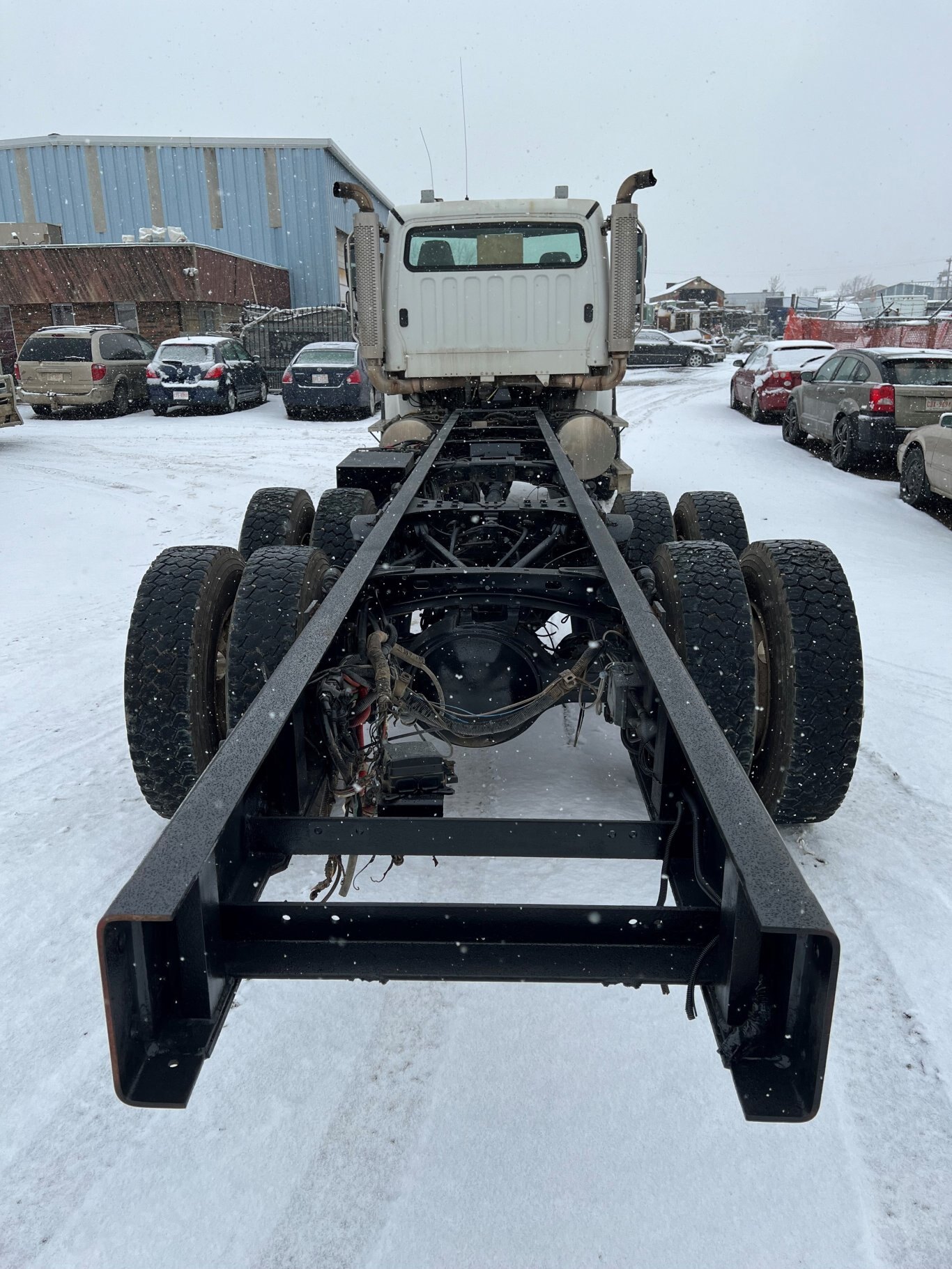 2007 Freightliner M2112V T/A Cab and Chassis