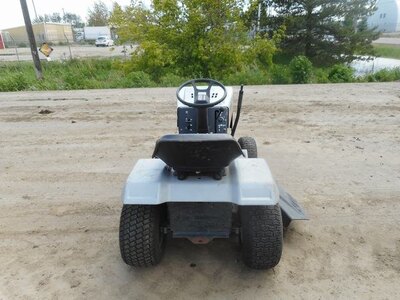 Craftsman 944 602020 LT4000 Riding Lawn Tractor