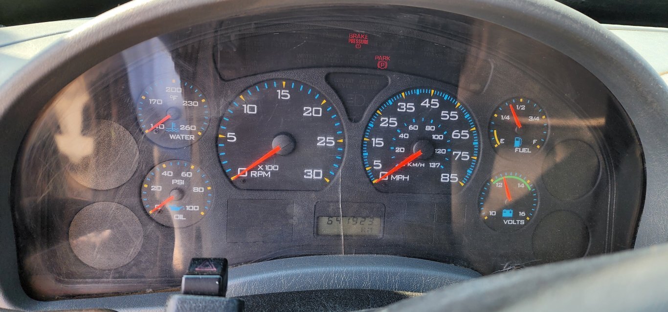 2002 International 4300 SBA 4x2 Mobile Shop Van Truck