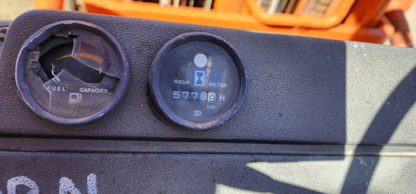 FORKLIFT TOYOTA MODEL 62 4FGC25 CUSHION LPG 5,000 LB