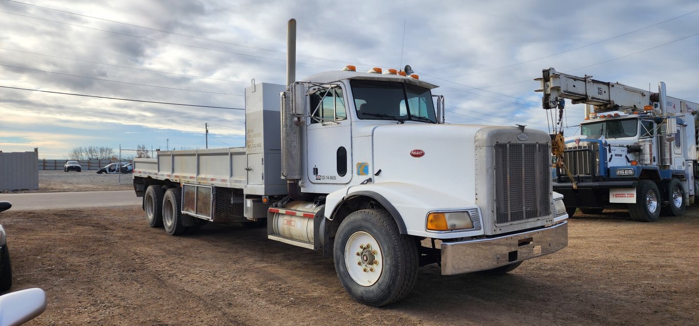 1991 Peterbilt 377 T/A Truck