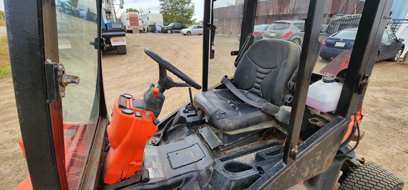 Kubota F3680 Lawn Tractor Unit with Mower Attachment