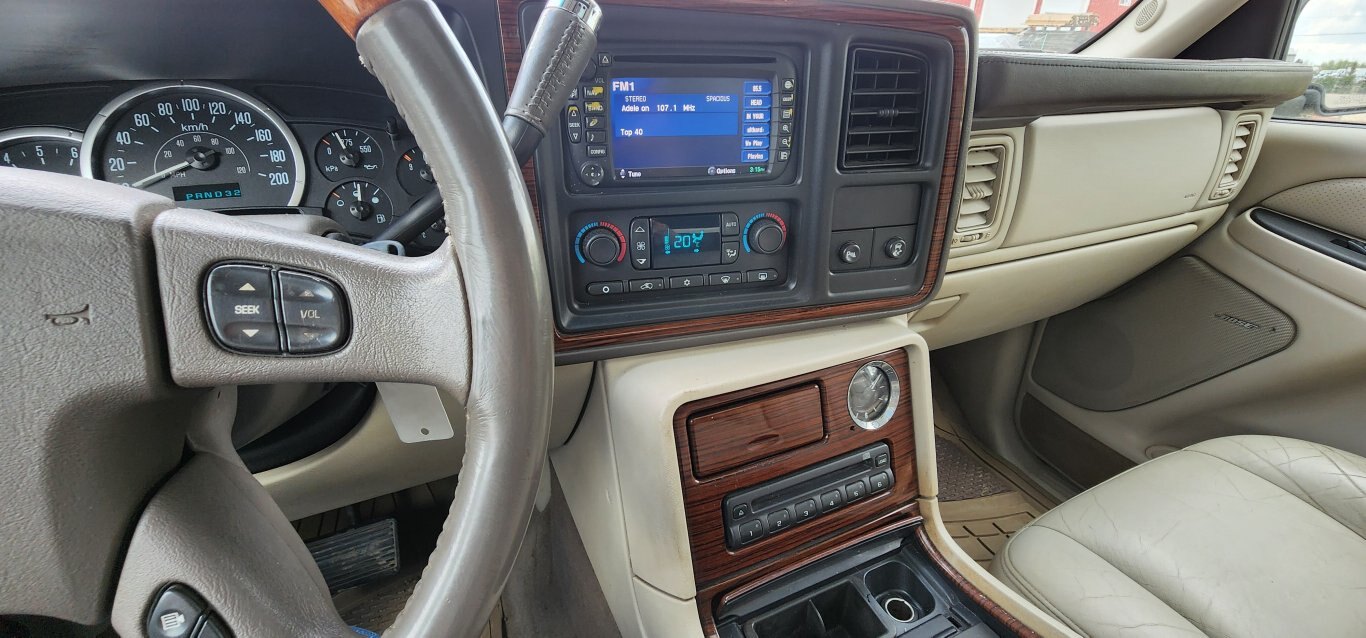 2004 Cadillac Escalade