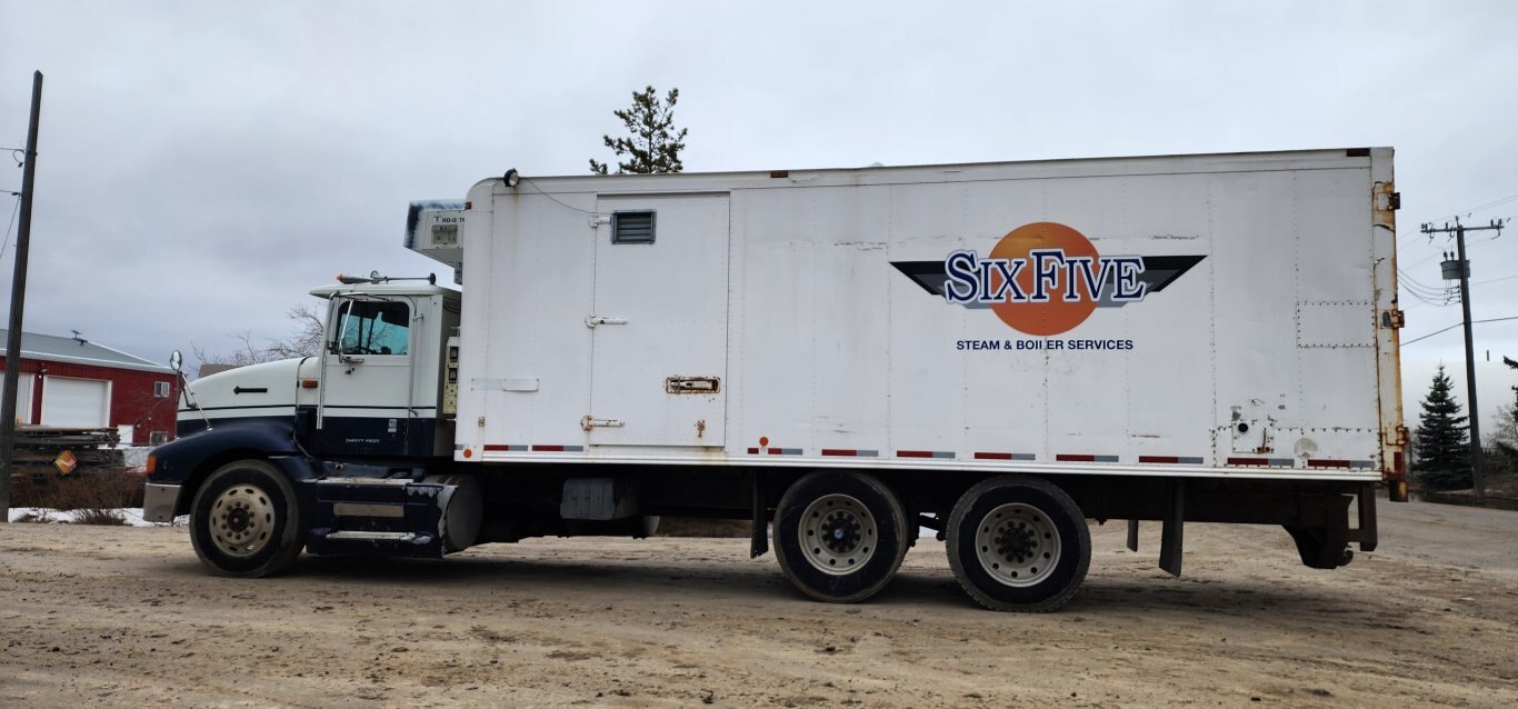 1994 International 9200 Boiler Truck