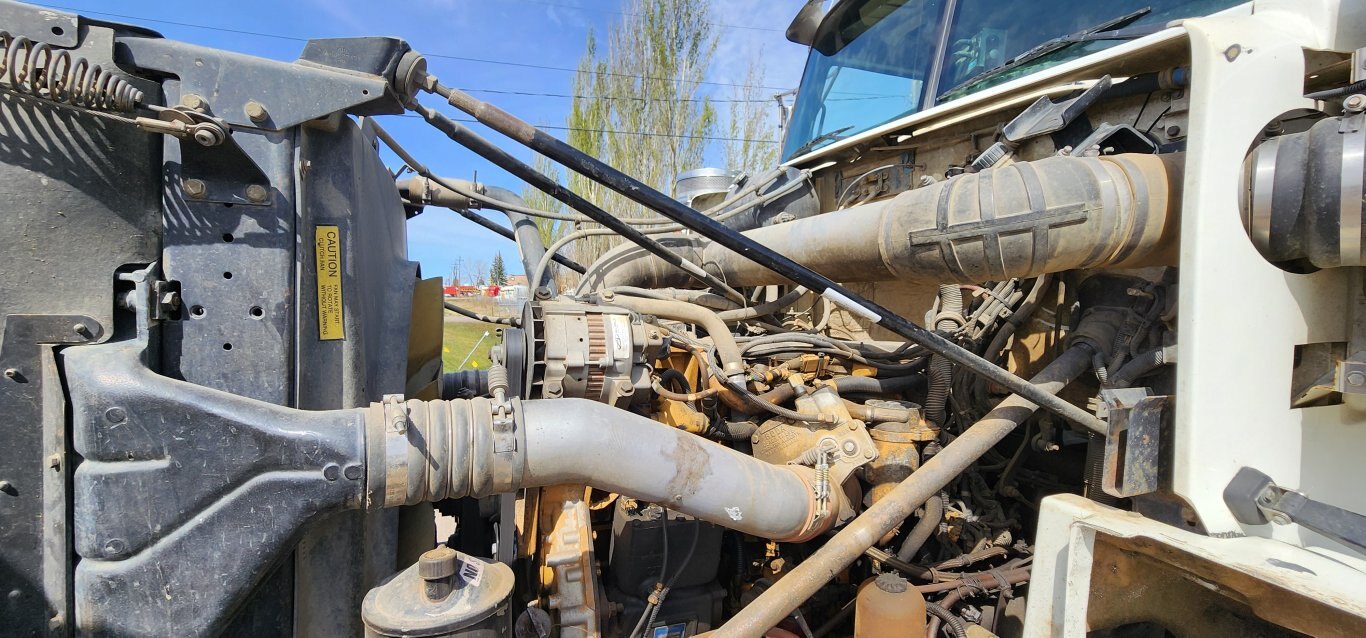 2009 Western Star 4900 Vacuum Tridem Tanker Truck