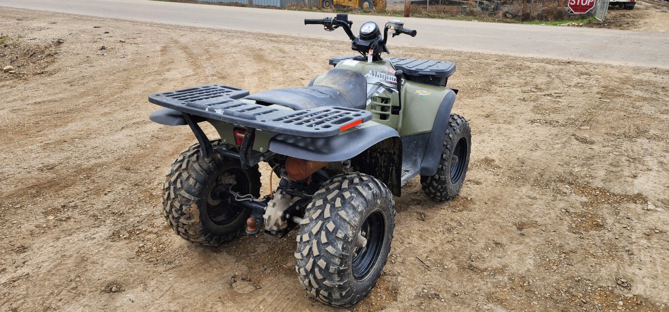 2004 Polaris Magnum 330 Quad