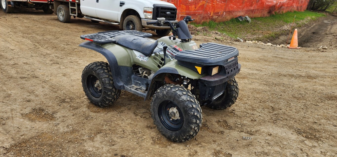 2004 Polaris Magnum 330 Quad